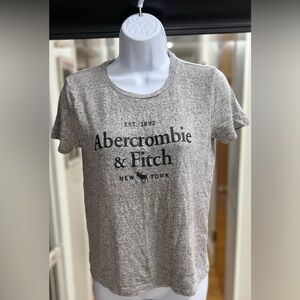 Brand: Abercrombie & Fitch
Size: XS